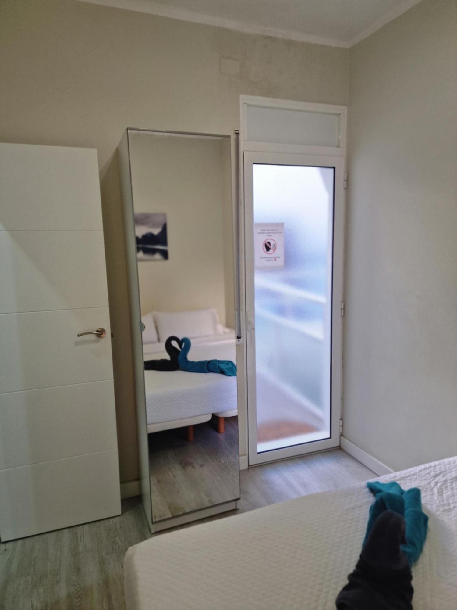 Barcelona 2 Habitaciones L'Hospitalet de Llobregat Eksteriør bilde
